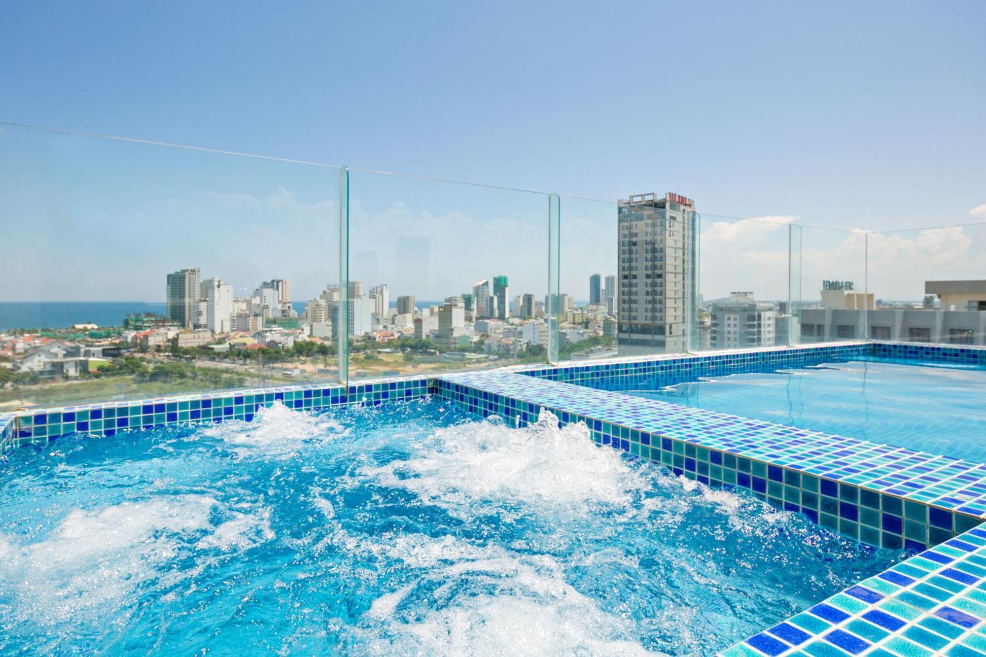 Bliss Luxury Hotel Da Nang Zewnętrze zdjęcie