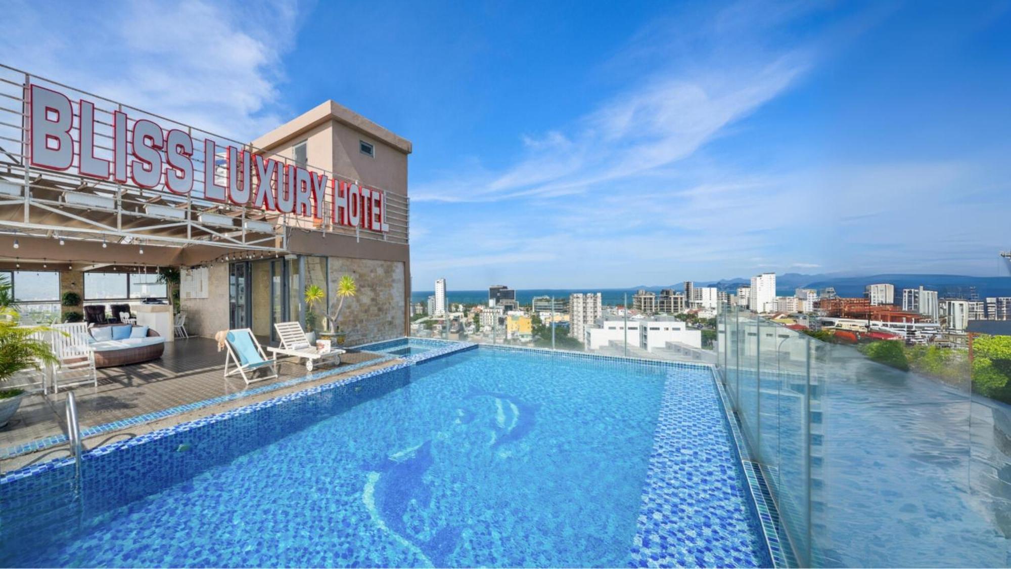 Bliss Luxury Hotel Da Nang Zewnętrze zdjęcie